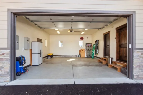 $1,199,900 | 1884 Little Pine Road, Donnelly, ID 83615