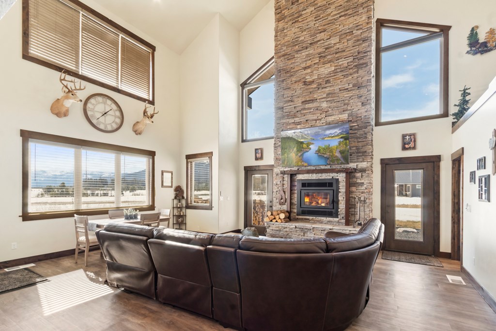 1884 Little Pine Road Donnelly, ID 83615 - Photo 4 of 41 Abundance of Natural Light