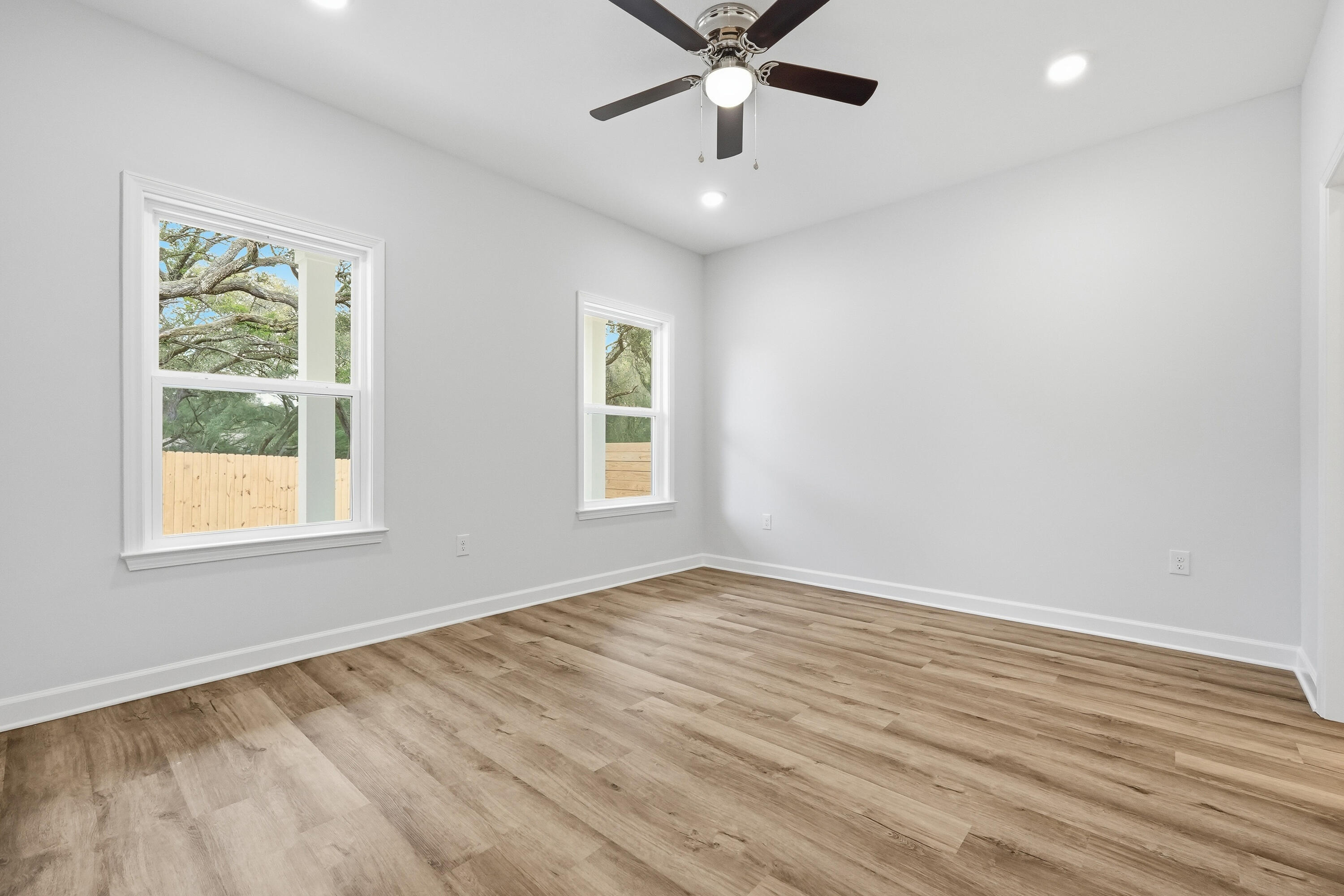 95 Live Oak Street Freeport, FL 32439 - Photo 12 of 19 95 live oak-31