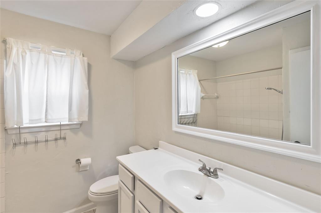 821 Ridge Court Bedford, TX 76021 - Photo 21 of 23