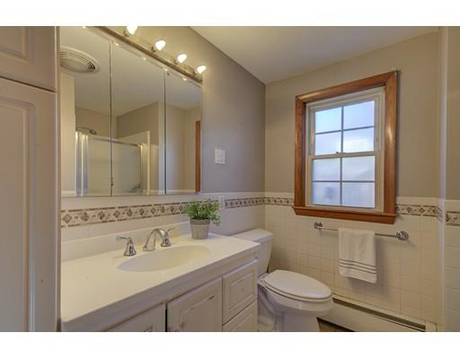 17 Bradley Road Danvers, MA 01923 - Photo 10 of 21 Gallery Image 10