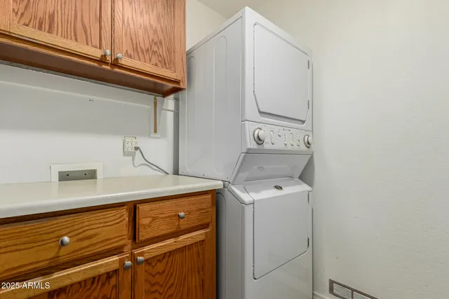 $433,900 | 823 West 14th Avenue, Apache Junction, AZ 85120