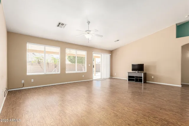 $433,900 | 823 West 14th Avenue, Apache Junction, AZ 85120