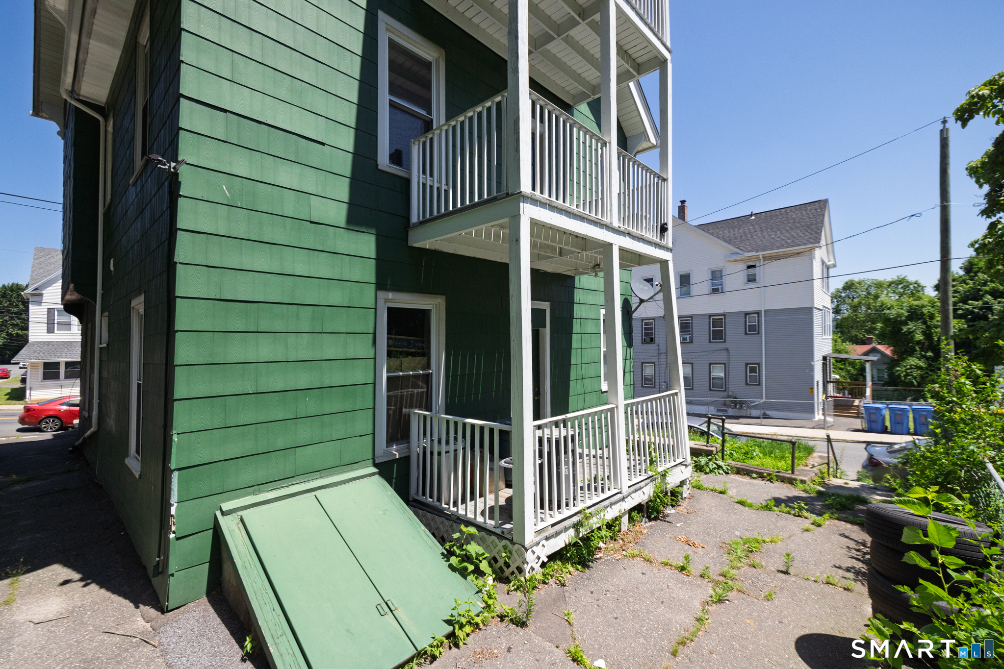 95 Sunnyside Avenue Waterbury, CT 06708 - Photo 24 of 27