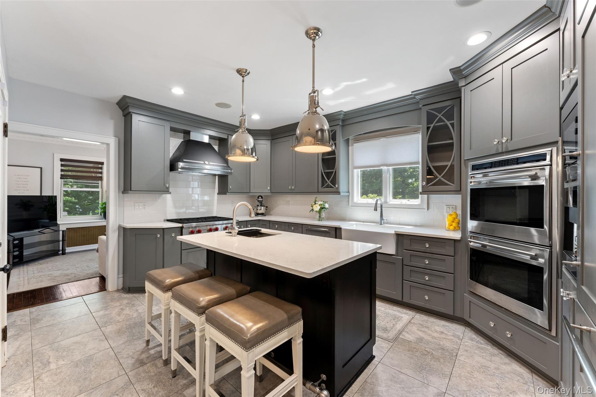 211 Strawtown Road West Nyack, NY 10994 - Photo 12 of 47