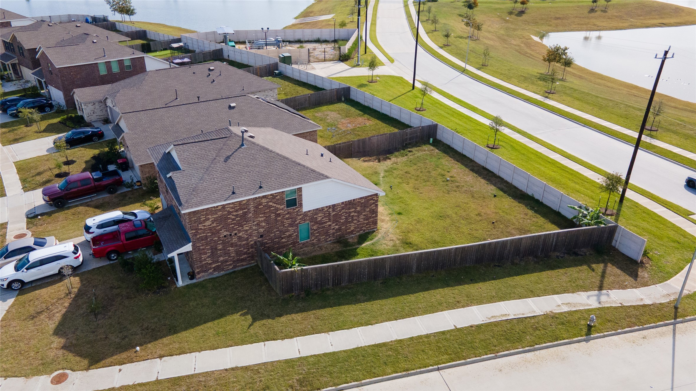 4602 Sterling Pr Trail Baytown, TX 77521 - Photo 2 of 30