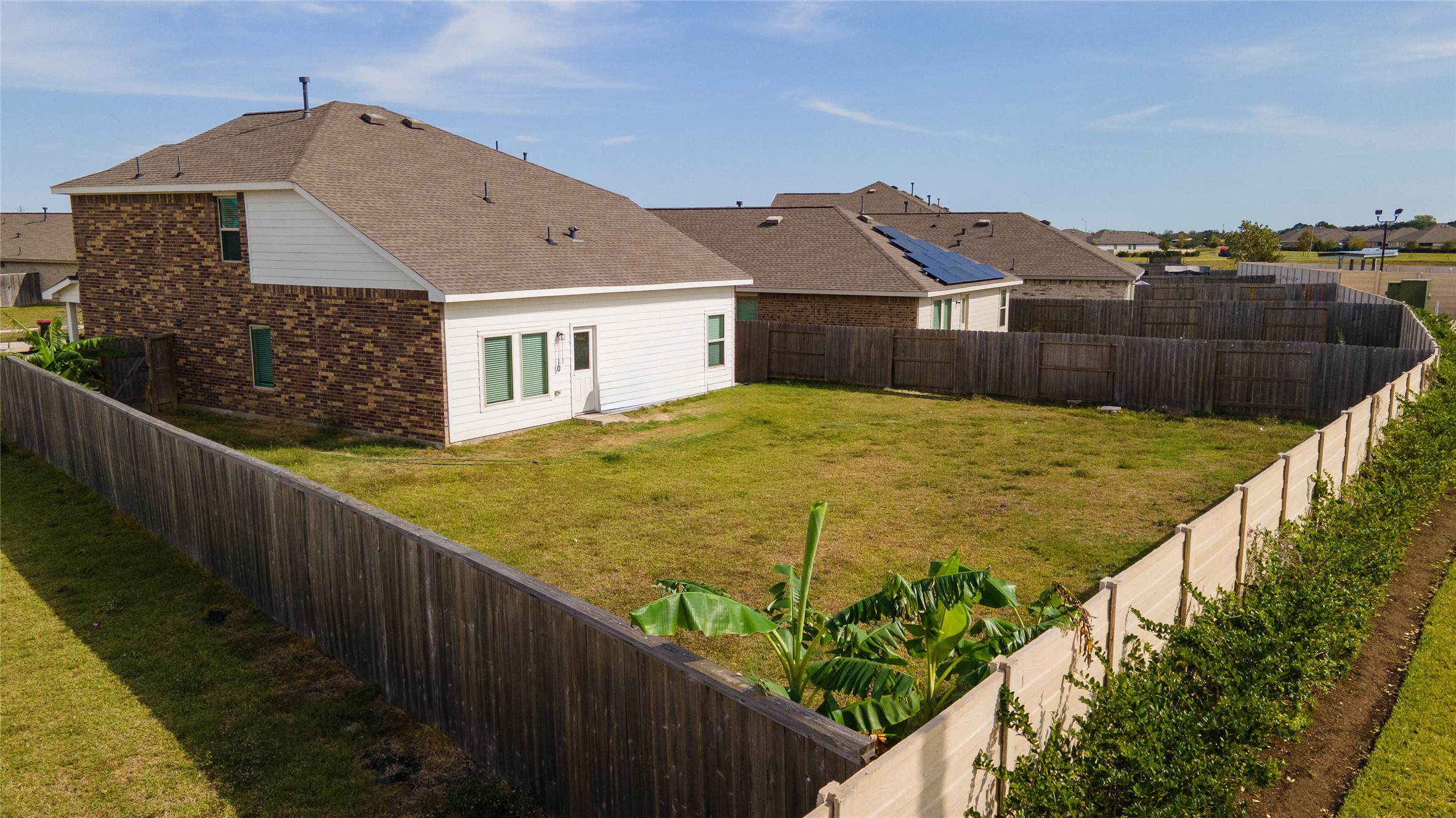 4602 Sterling Pr Trail Baytown, TX 77521 - Photo 4 of 30