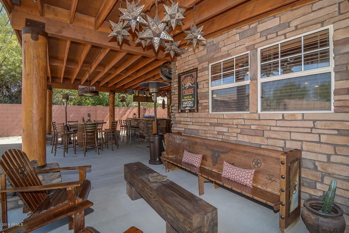 840 East Roberts Road Phoenix, AZ 85022 - Photo 48 of 52 a outdoor space with lots of furniture and garden view