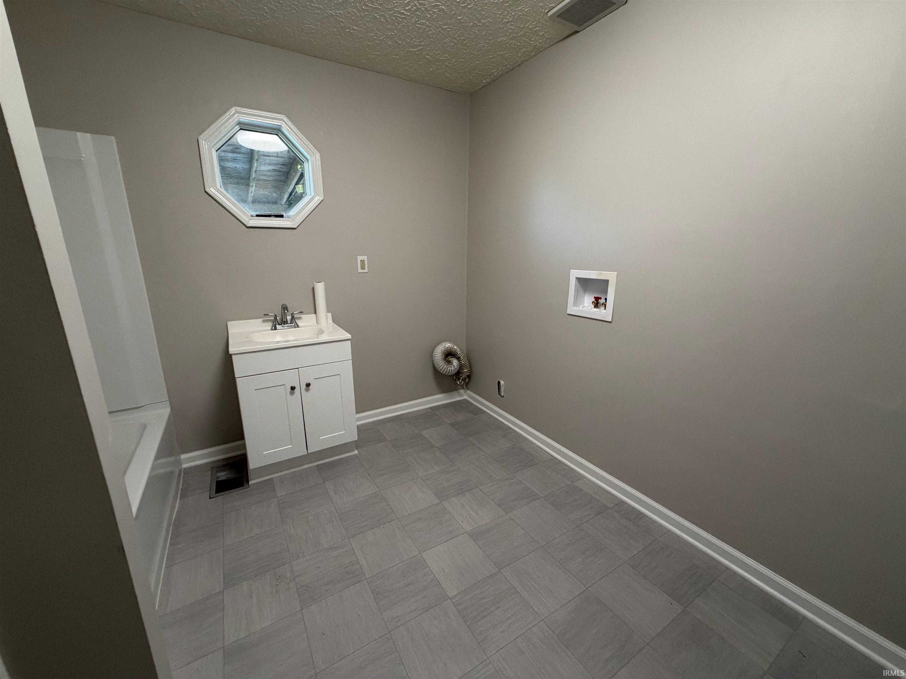 187 Pea Ridge Road Spencer, IN 47460 - Photo 10 of 40 Gallery Image 10