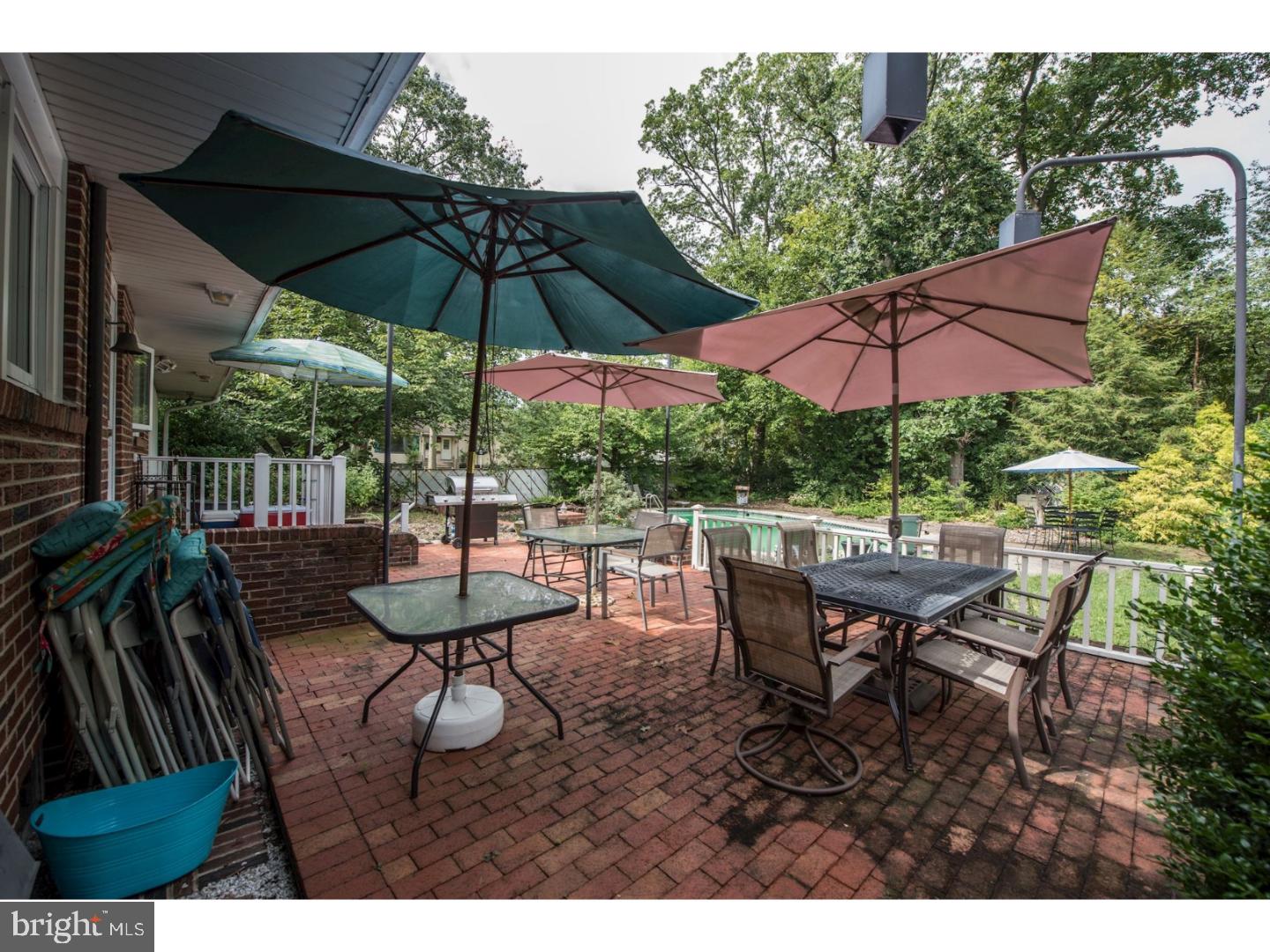 9 Litle Avenue Riverside, NJ 08075 - Photo 5 of 25