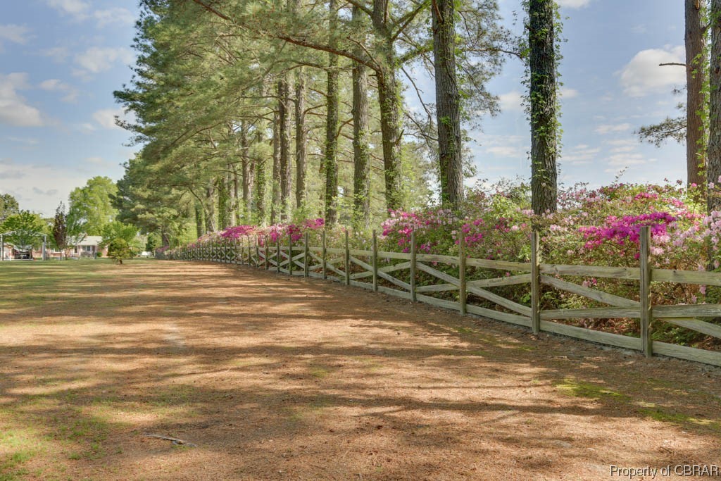 8571 Little England Road Hayes, VA 23072 - Photo 3 of 50 Gallery Image 3