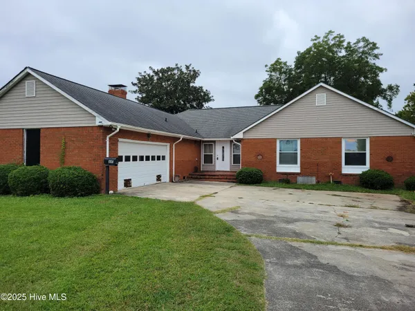 $209,900 | 445 King Street, Belhaven, NC 27810