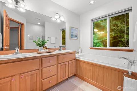 $595,000 | 14 Rocky Ridge Drive, Bellingham, WA 98229