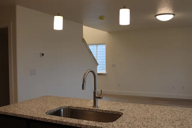 $412,700 | 825 South 6th Avenue, Mills, WY 82644