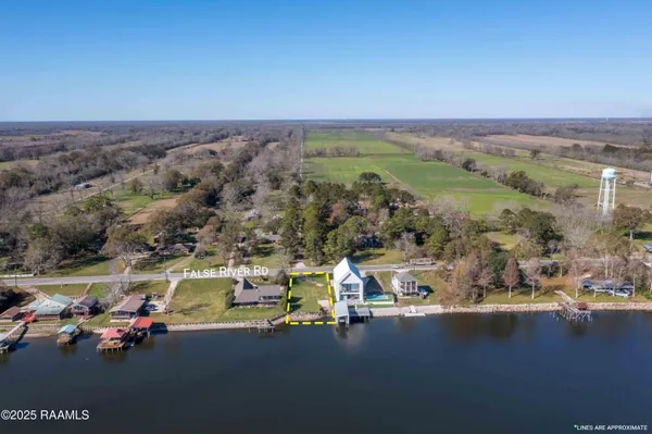 $395,000 | 9168 False River Road, New Roads, LA 70760