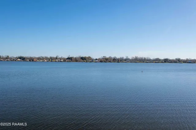 $395,000 | 9168 False River Road, New Roads, LA 70760