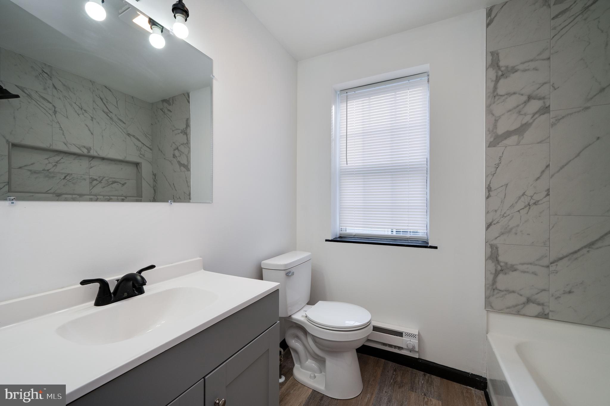 945 North 5th Street Reading, PA 19601 - Photo 38 of 51 2nd Floor Full Bath