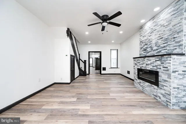 $239,900 | 945 North 5th Street, Reading, PA 19601