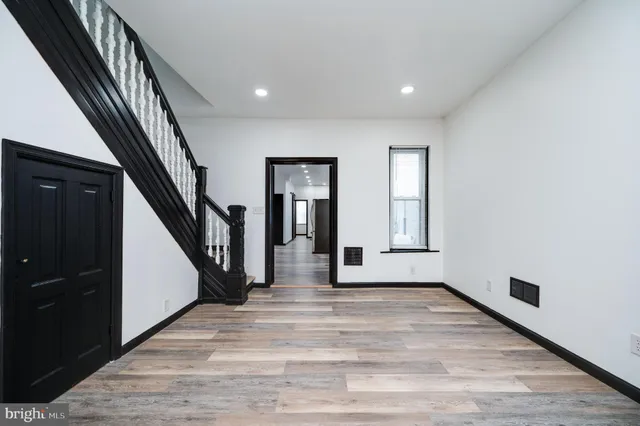 $239,900 | 945 North 5th Street, Reading, PA 19601