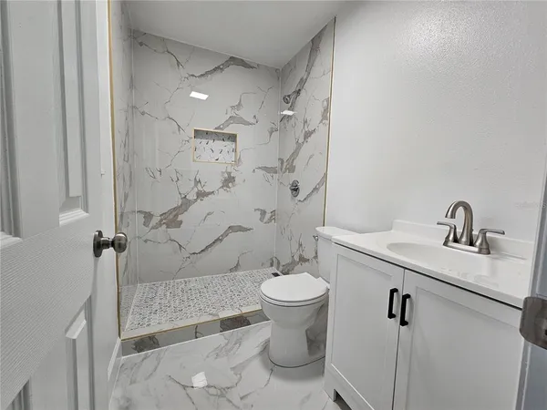 $339,900 | 113 East Pearl Street, Minneola, FL 34715