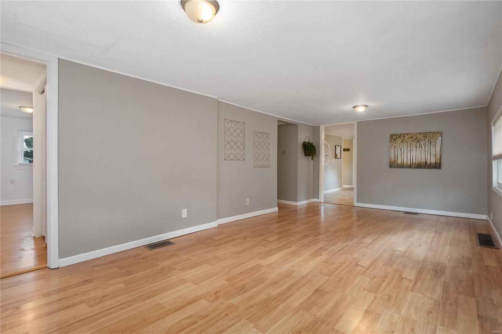 112 3rd Avenue Edwardsville, IL 62025 - Photo 4 of 21