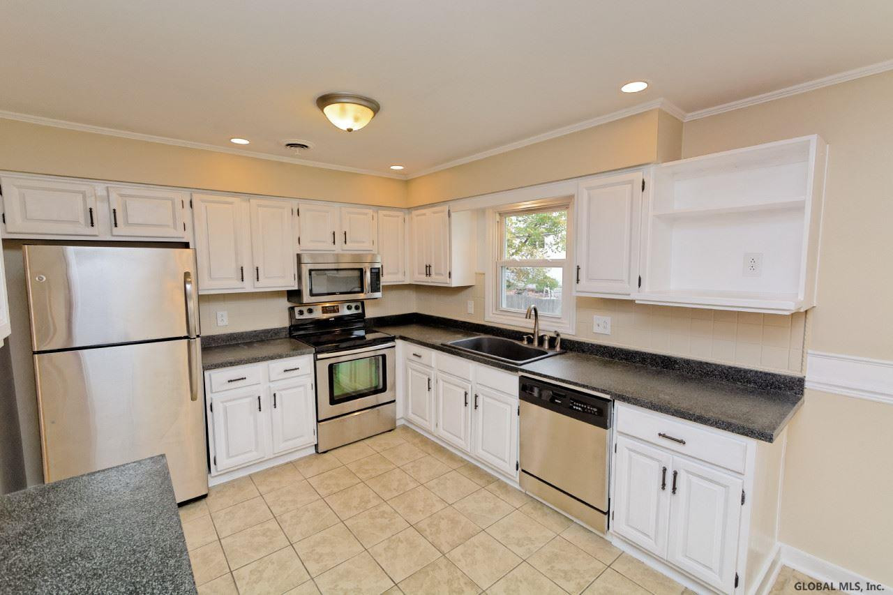 1 Abby Road Colonie, NY 12110 - Photo 9 of 25 Photo 9