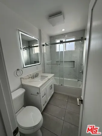 $3,450 | 8360 Blackburn Avenue, Unit 2, Los Angeles, CA 90048