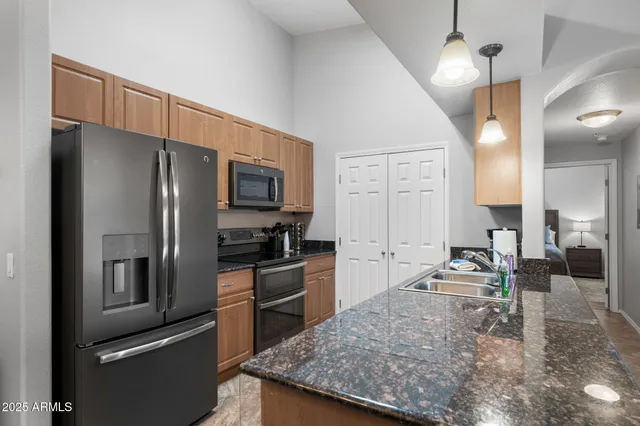 $4,000 | 10136 East Southern Avenue, Unit 2037, Mesa, AZ 85209