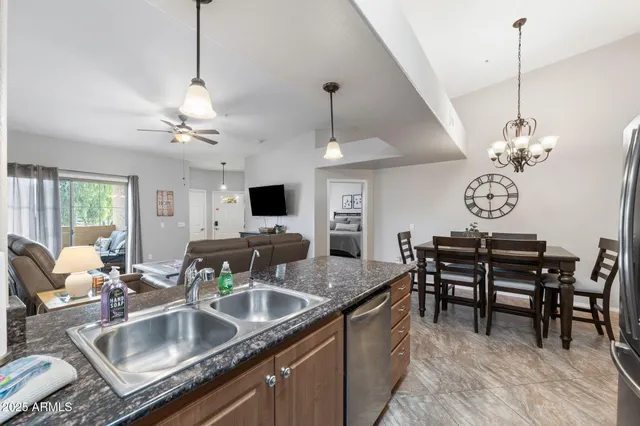 $4,000 | 10136 East Southern Avenue, Unit 2037, Mesa, AZ 85209