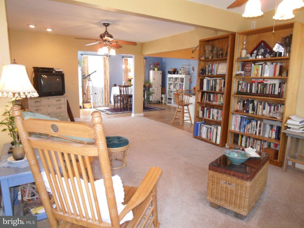 1015 Landis Road Elizabethtown, PA 17022 - Photo 2 of 24