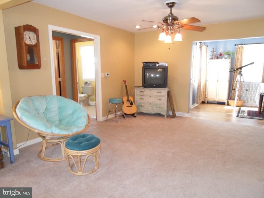 1015 Landis Road Elizabethtown, PA 17022 - Photo 8 of 24