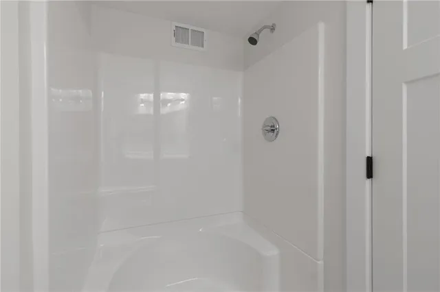 $337,900 | 4300 East 104th Street, Kansas City, MO 64137