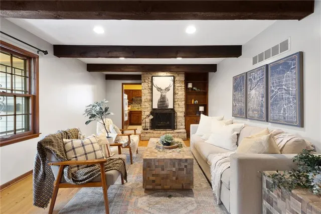 $337,900 | 4300 East 104th Street, Kansas City, MO 64137