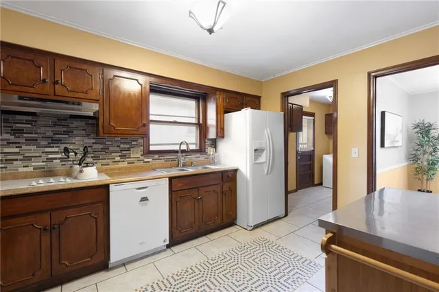 $337,900 | 4300 East 104th Street, Kansas City, MO 64137