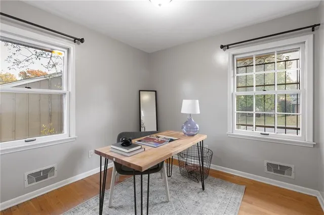 $337,900 | 4300 East 104th Street, Kansas City, MO 64137