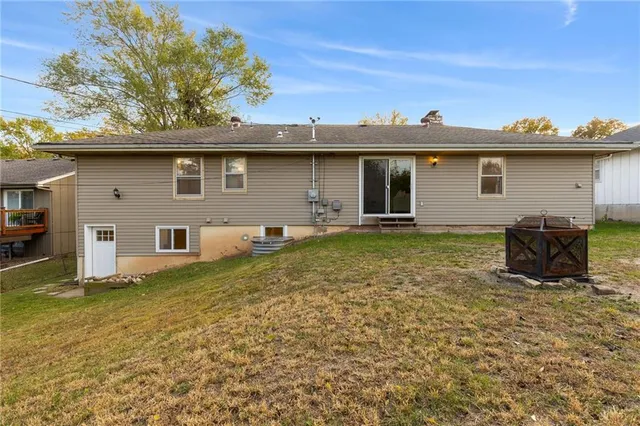 $337,900 | 4300 East 104th Street, Kansas City, MO 64137