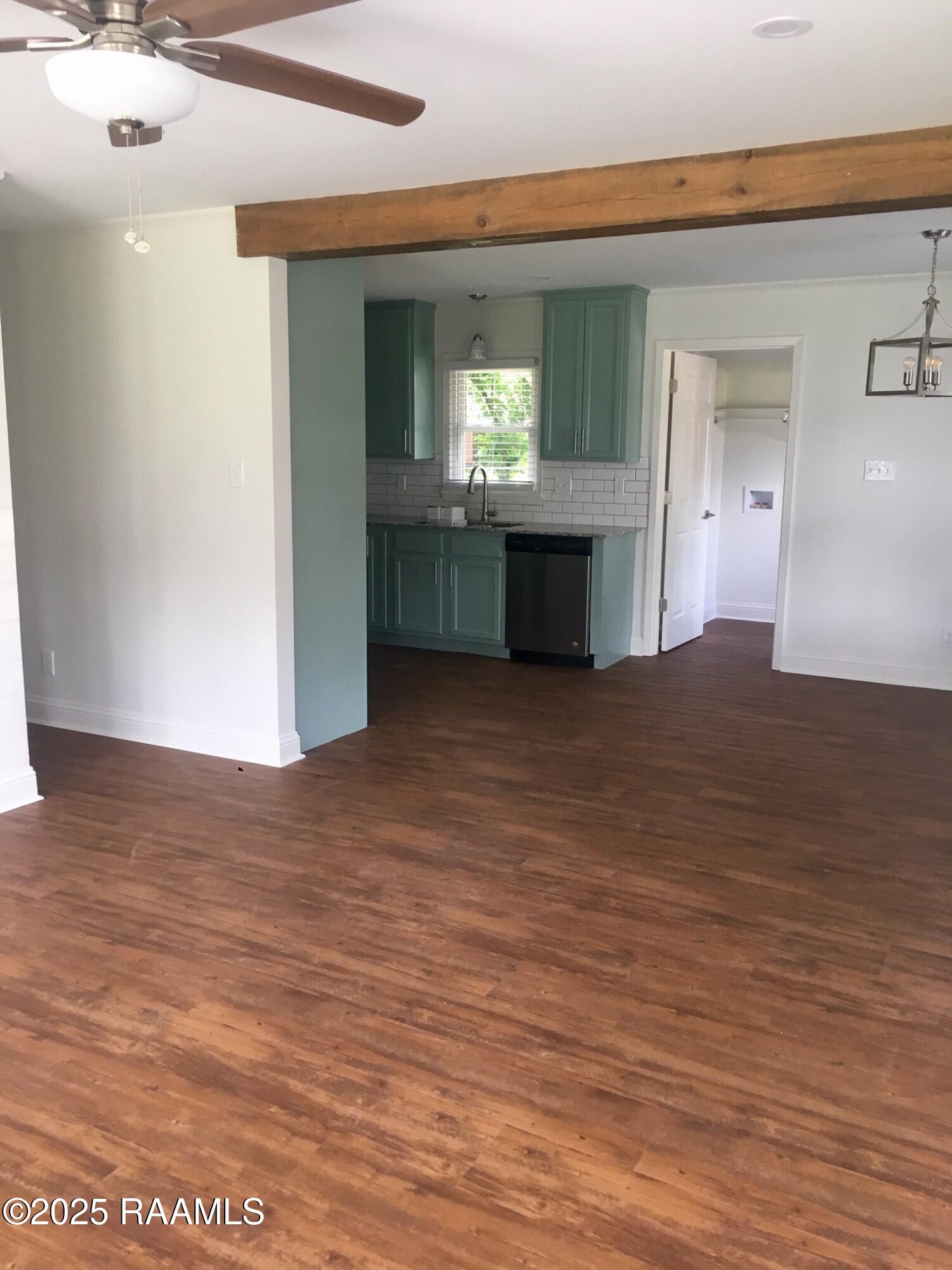 225 Downing Street Lafayette, LA 70506 - Photo 3 of 16 102