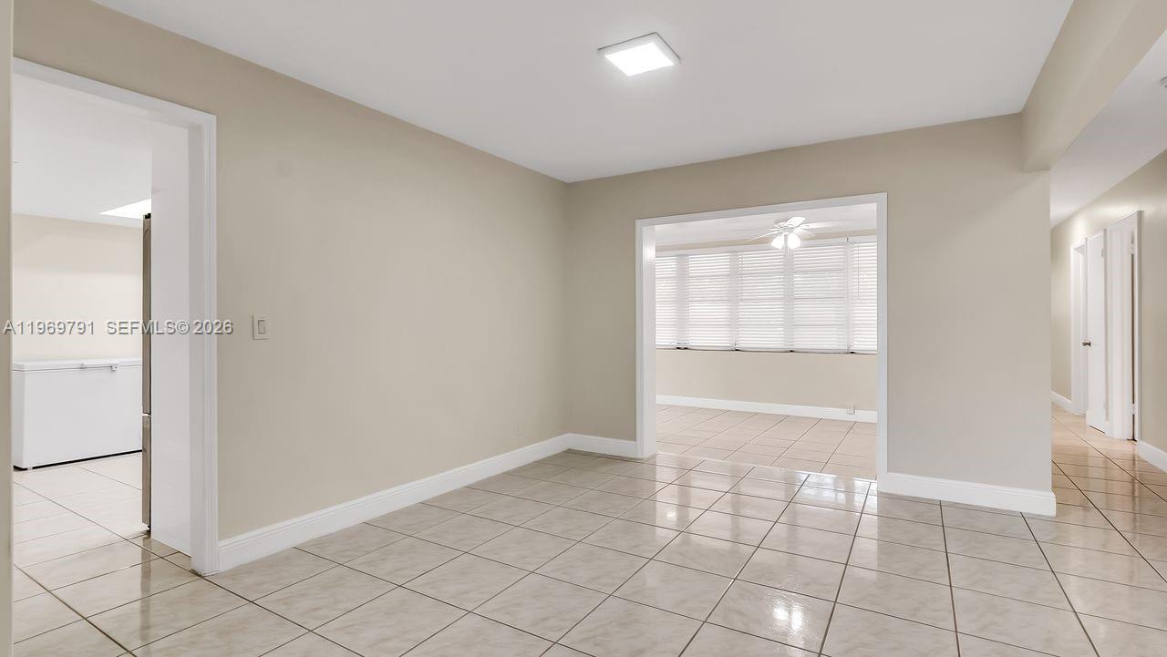 5300 Grant Street Hollywood, FL 33021 - Photo 16 of 46 an empty room with windows and closet