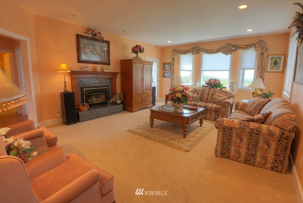 1365 Crosby Road Oak Harbor, WA 98277 - Photo 11 of 25 Gallery Image 11