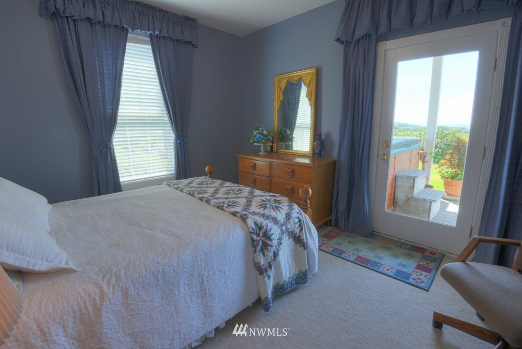 1365 Crosby Road Oak Harbor, WA 98277 - Photo 19 of 25 Gallery Image 19