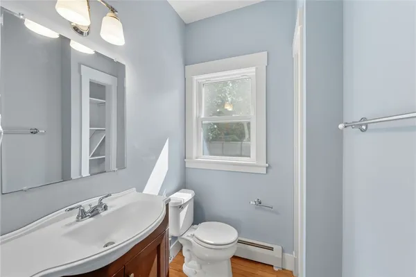 $649,900 | 16 Mechanic Street, South Kingstown, RI 02879