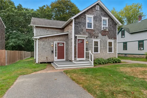 $649,900 | 16 Mechanic Street, South Kingstown, RI 02879