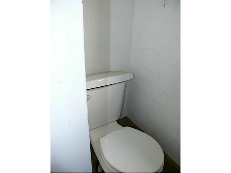 302 Rochelle Street Knoxville, PA 15210 - Photo 14 of 15 Full Bath.