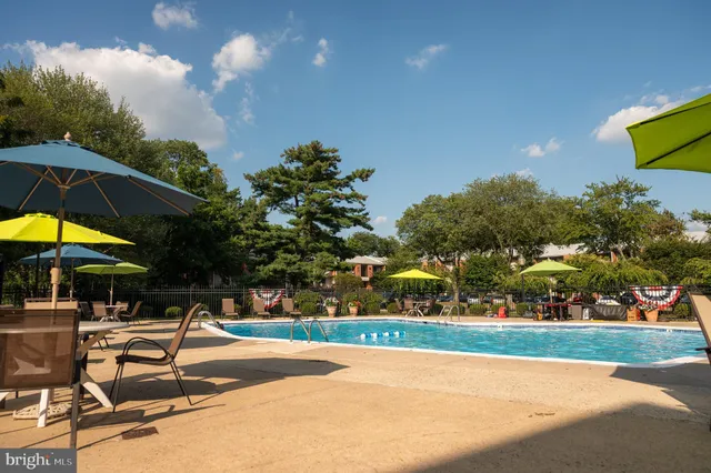 $1,700 | 809 Red Lion Road, Unit B34, Philadelphia, PA 19115