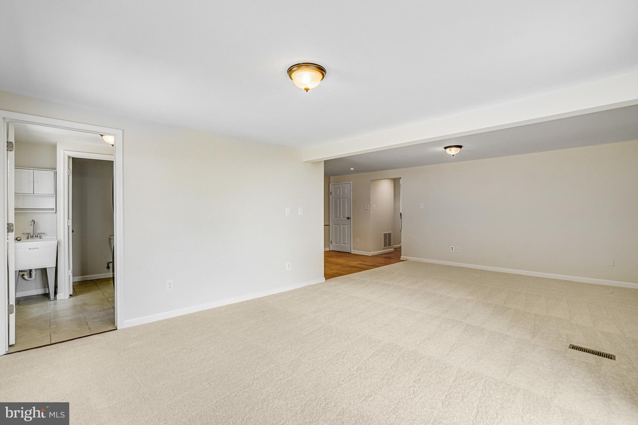 7307 Bonniemill Lane Springfield, VA 22150 - Photo 21 of 61 Family Room