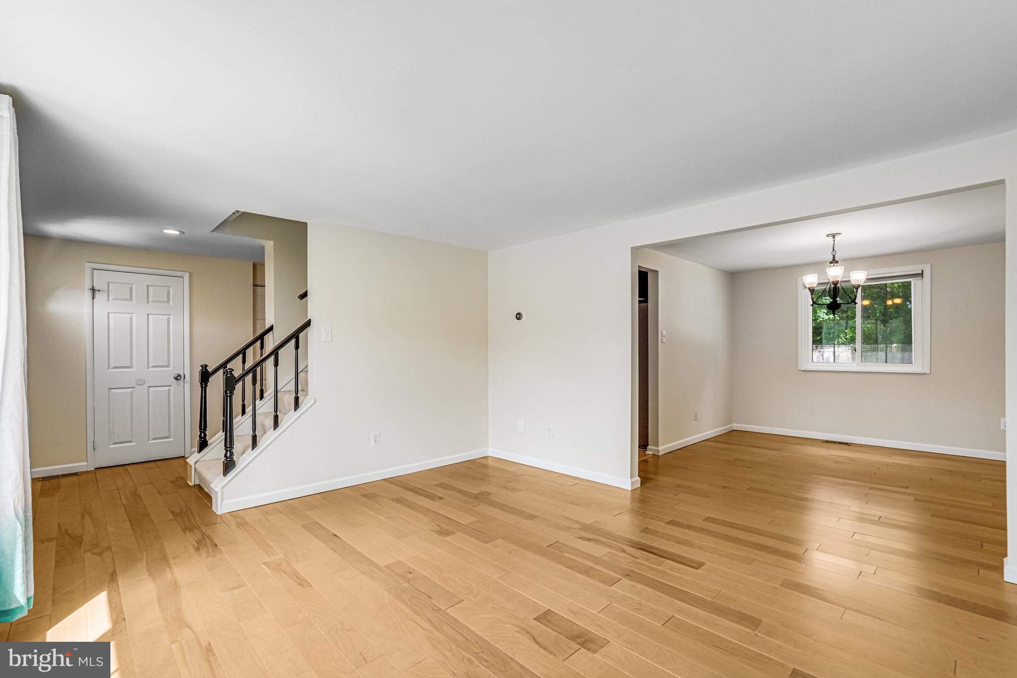 7307 Bonniemill Lane Springfield, VA 22150 - Photo 9 of 61 Living Room
