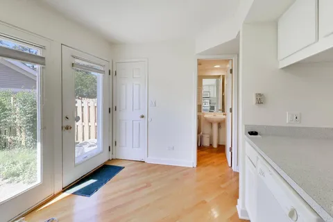 $425,000 | 3363 Church Street, Evanston, IL 60203