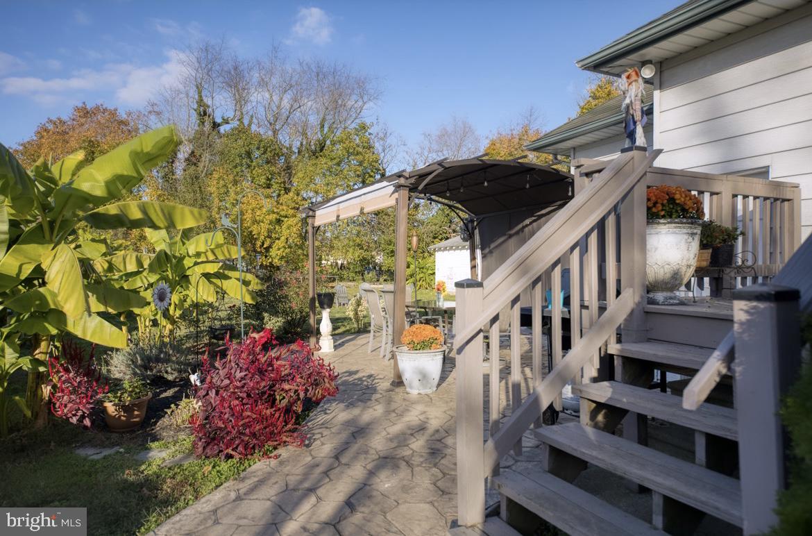 1190 Sharp Road Vineland, NJ 08360 - Photo 18 of 30 Deck to Patio