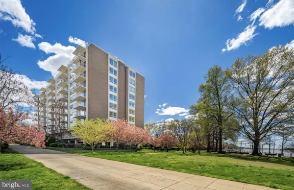 $2,550 | 1425 4th Street Southwest, Unit A109, Washington, DC 20024