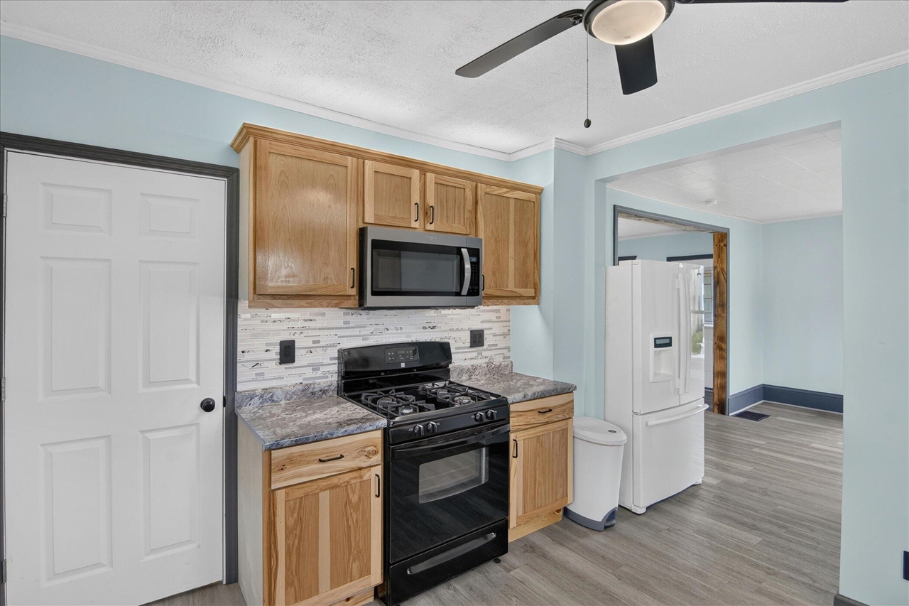 237 North Forbes Street Jackson, MI 49202 - Photo 24 of 48